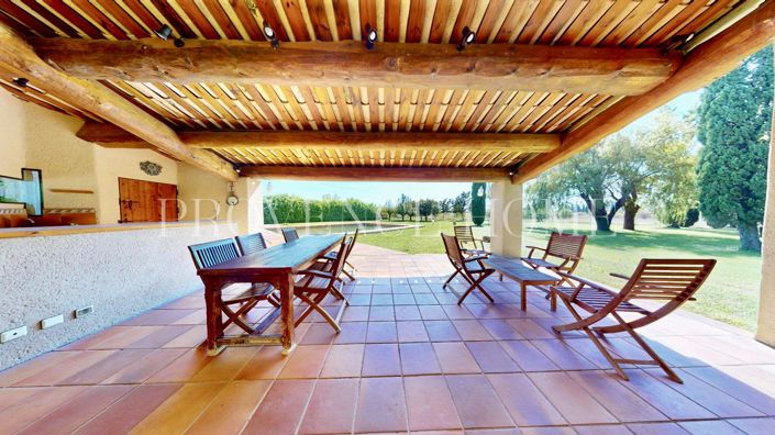 Image No.3-4 Bed House for sale