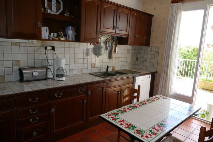 Image No.13-5 Bed House for sale