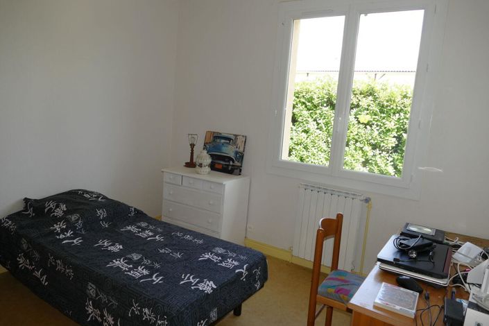 Image No.17-5 Bed House for sale