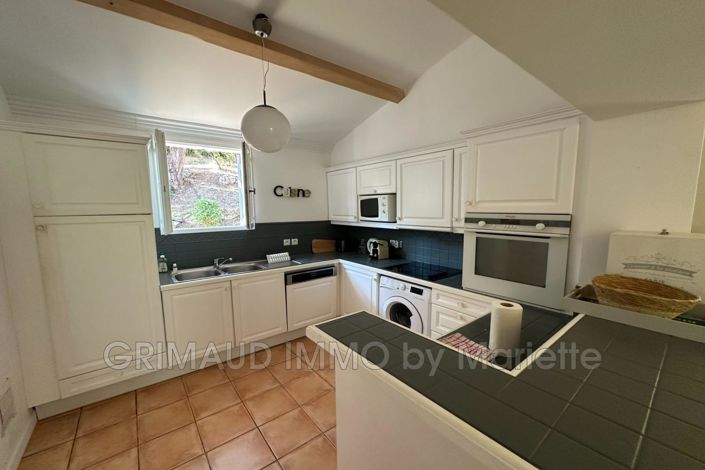 Image No.3-4 Bed House for sale