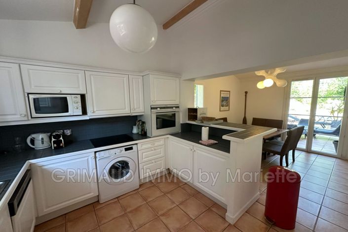 Image No.7-4 Bed House for sale