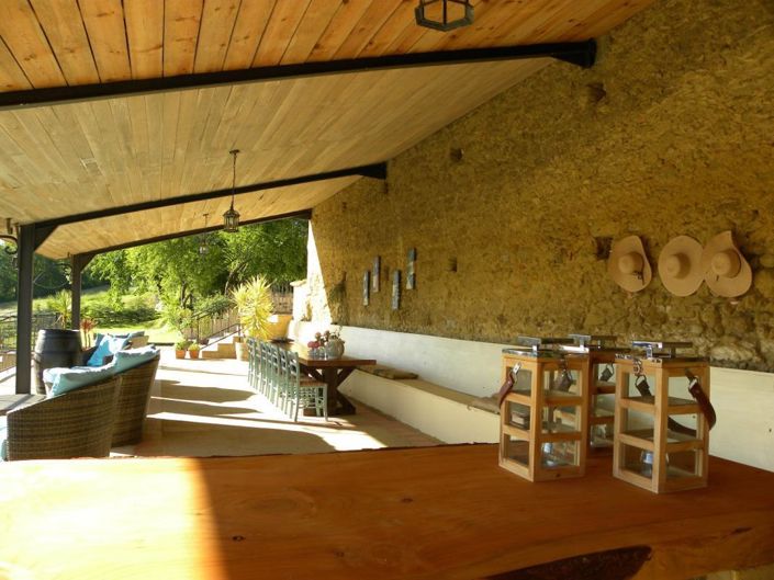 Image No.7-6 Bed House for sale