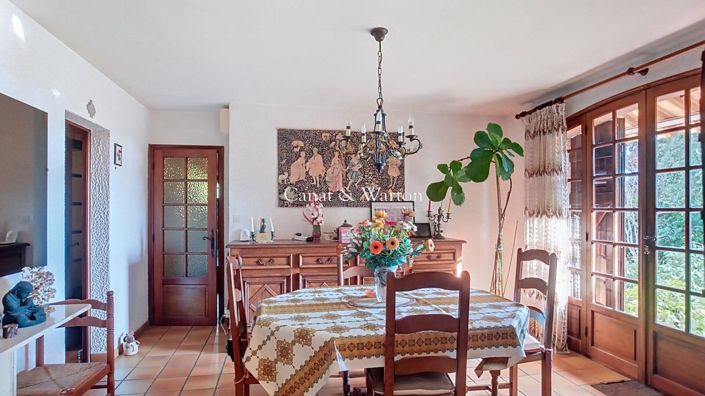 Image No.4-4 Bed House for sale