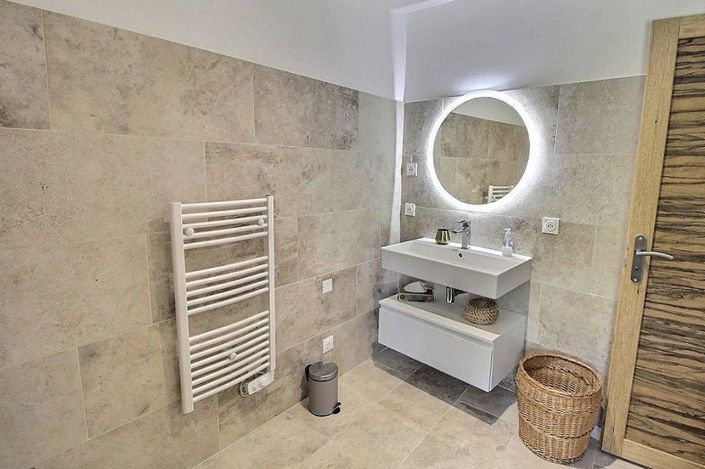 Image No.13-4 Bed House for sale