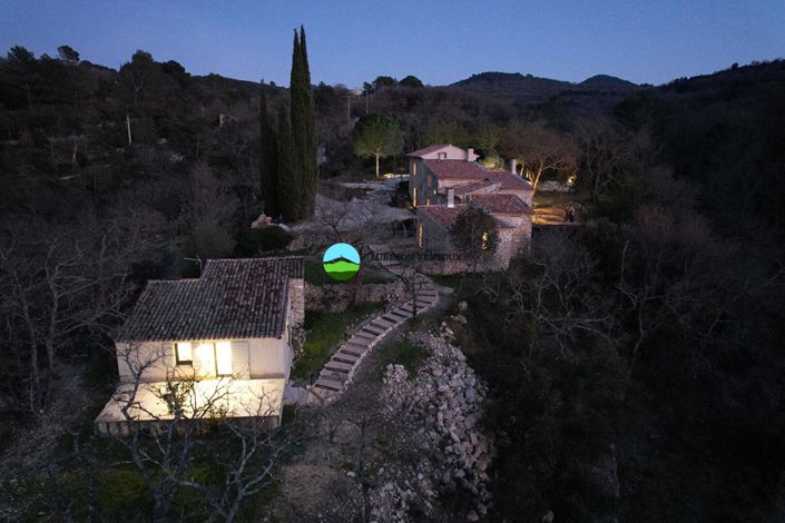 Image No.16-4 Bed House for sale