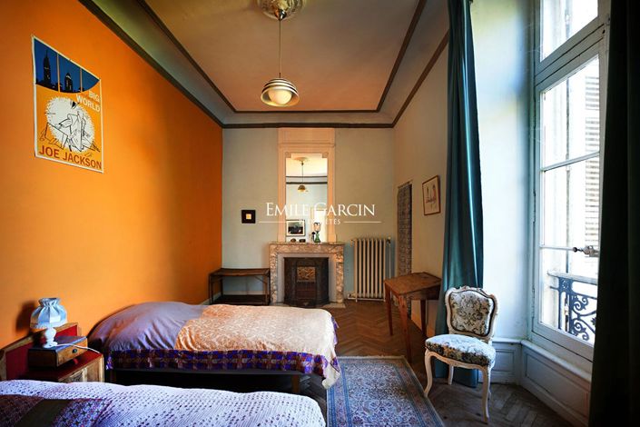 Image No.4-12 Bed House for sale