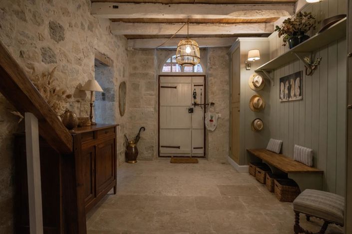 Image No.10-4 Bed House for sale