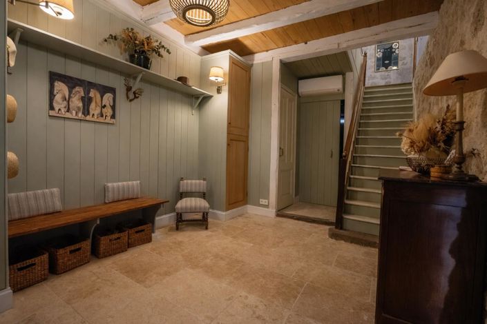 Image No.9-4 Bed House for sale