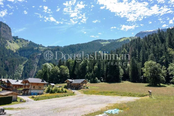 Image No.4-5 Bed House for sale