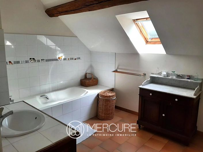 Image No.11-6 Bed House for sale