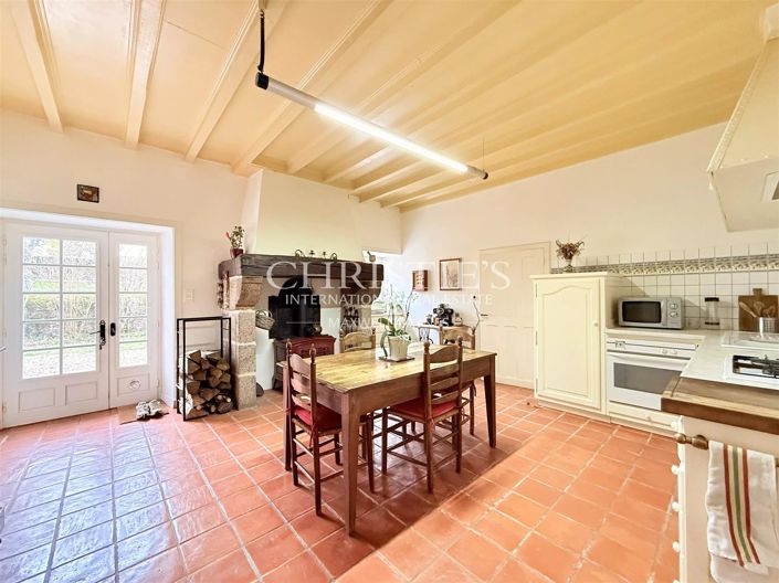 Image No.14-3 Bed House for sale