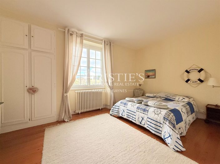 Image No.20-3 Bed House for sale