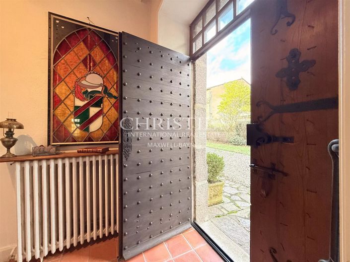 Image No.8-3 Bed House for sale