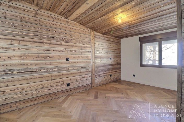 Image No.13-2 Bed Apartment for sale