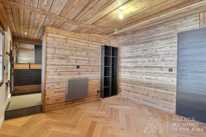 Image No.18-2 Bed Apartment for sale