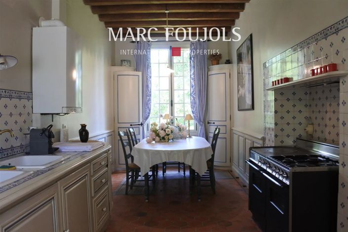 Image No.19-8 Bed House for sale