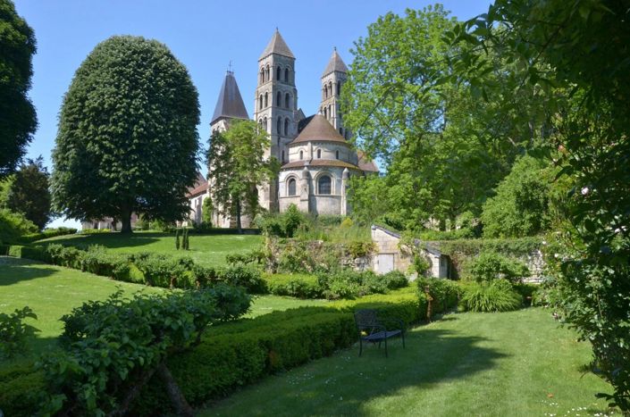 Image No.4-8 Bed House for sale