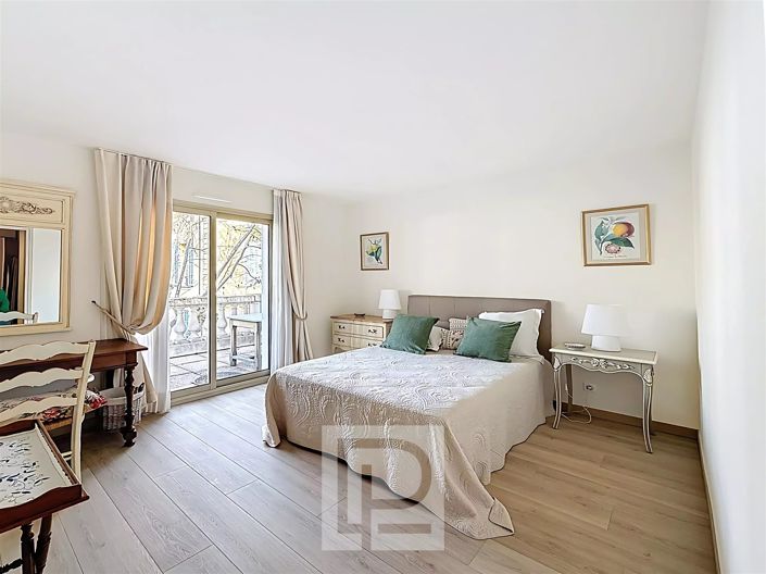 Image No.7-3 Bed Apartment for sale
