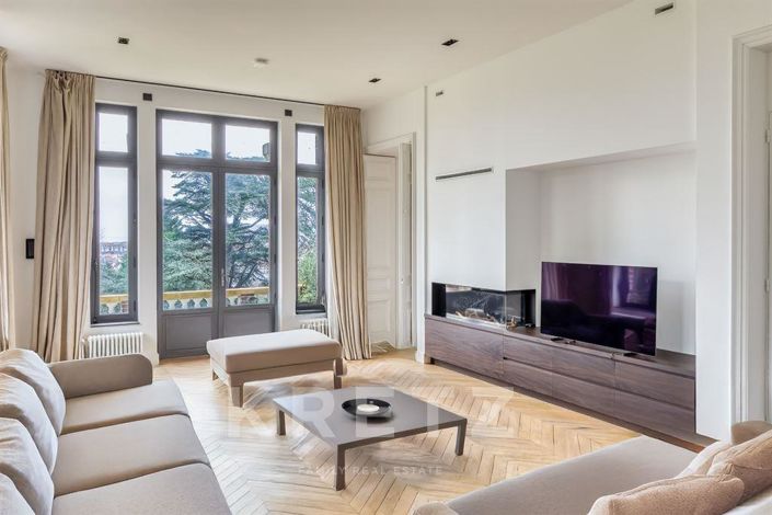 Image No.10-7 Bed House for sale