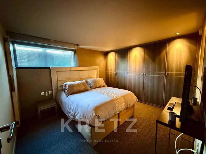 Image No.15-4 Bed House for sale