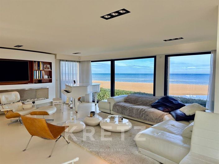 Image No.4-4 Bed House for sale