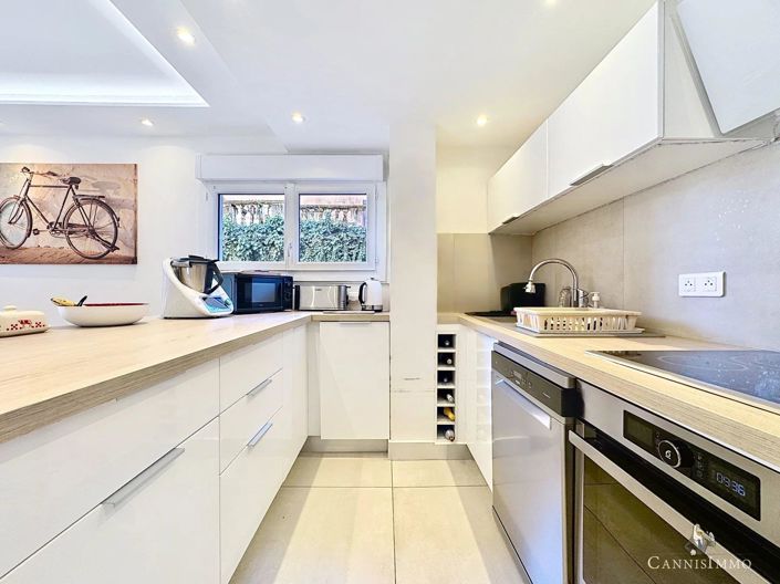 Image No.5-3 Bed Apartment for sale