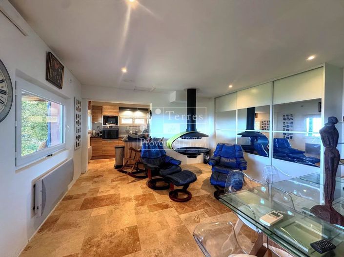 Image No.5-Maison de 1 chambre à vendre à Aups