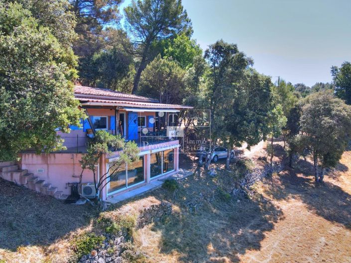 Image No.8-Maison de 1 chambre à vendre à Aups