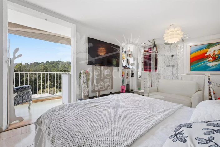 Image No.10-1 Bed Apartment for sale