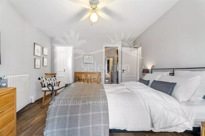 Image No.12-3 Bed House for sale