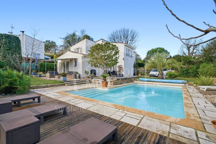 Image No.16-3 Bed House for sale