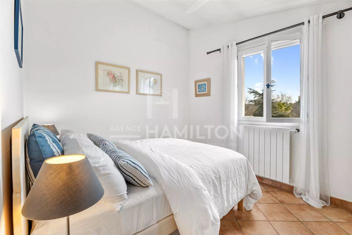 Image No.7-3 Bed House for sale
