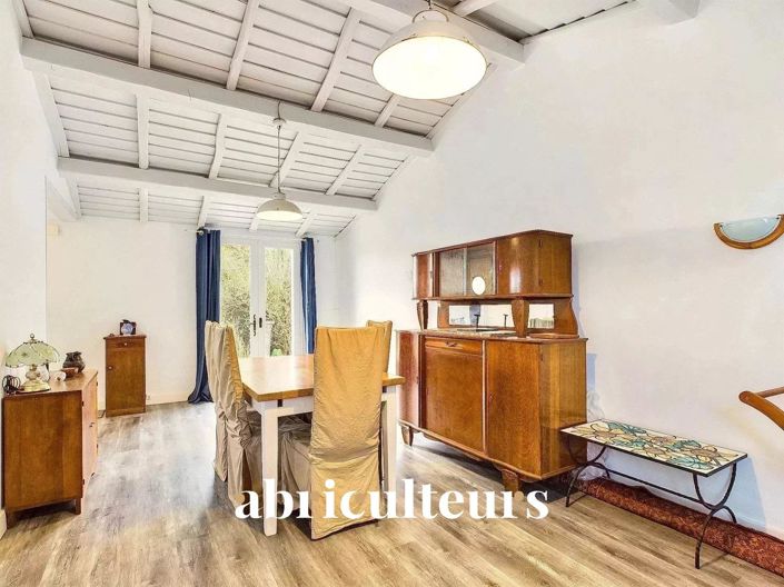 Image No.2-3 Bed House for sale