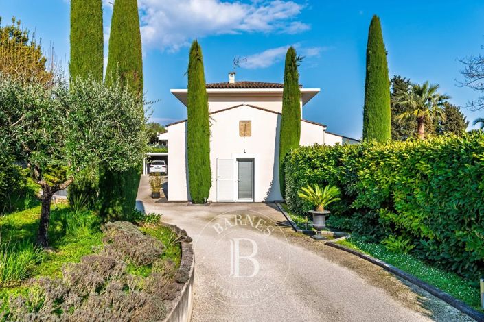 Image No.5-5 Bed House for sale
