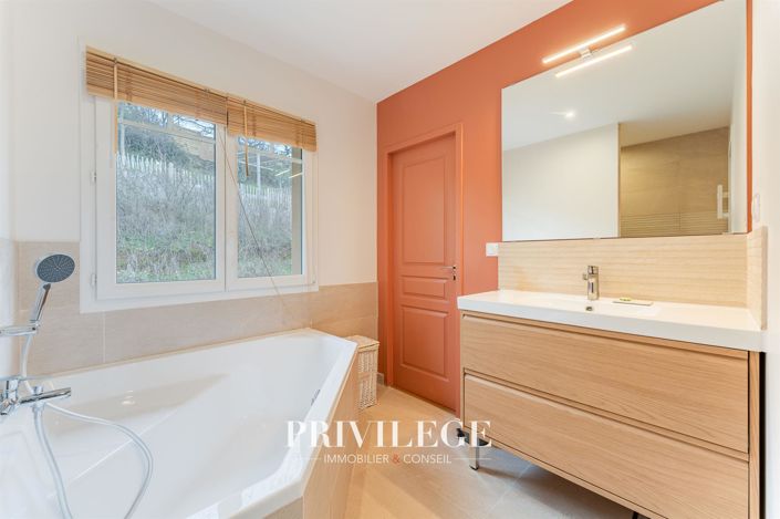 Image No.20-Maison de 8 chambres à vendre à Montanay