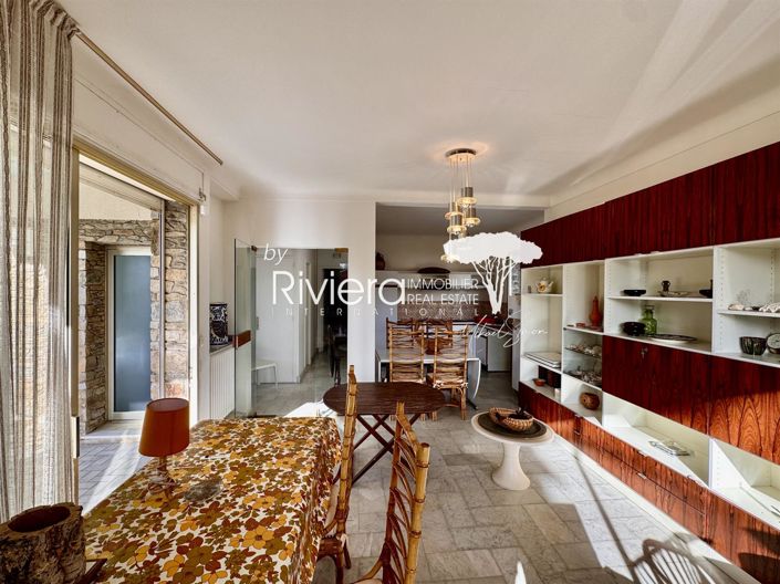 Image No.16-4 Bed House for sale