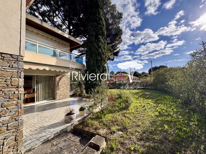Image No.17-4 Bed House for sale