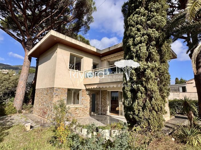 Image No.23-4 Bed House for sale