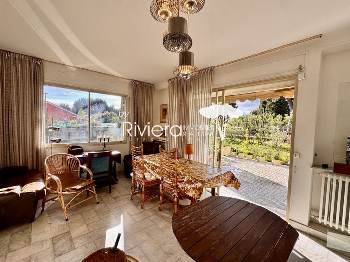 Image No.28-4 Bed House for sale