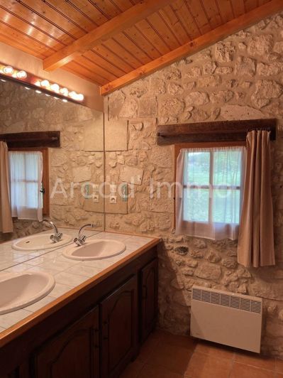 Image No.6-5 Bed House for sale