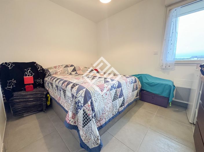 Image No.10-3 Bed Apartment for sale