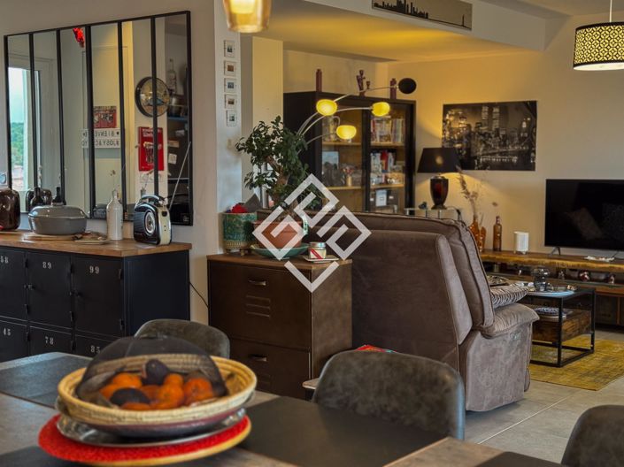 Image No.3-3 Bed Apartment for sale