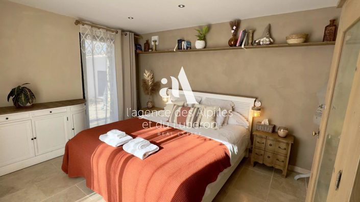 Image No.10-Maison de 4 chambres à vendre à Gordes