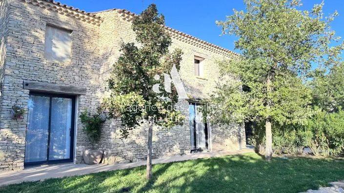 Image No.2-Maison de 4 chambres à vendre à Gordes