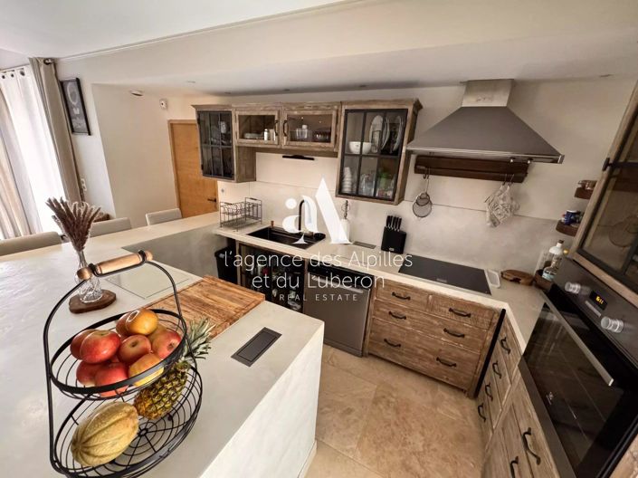 Image No.5-Maison de 4 chambres à vendre à Gordes