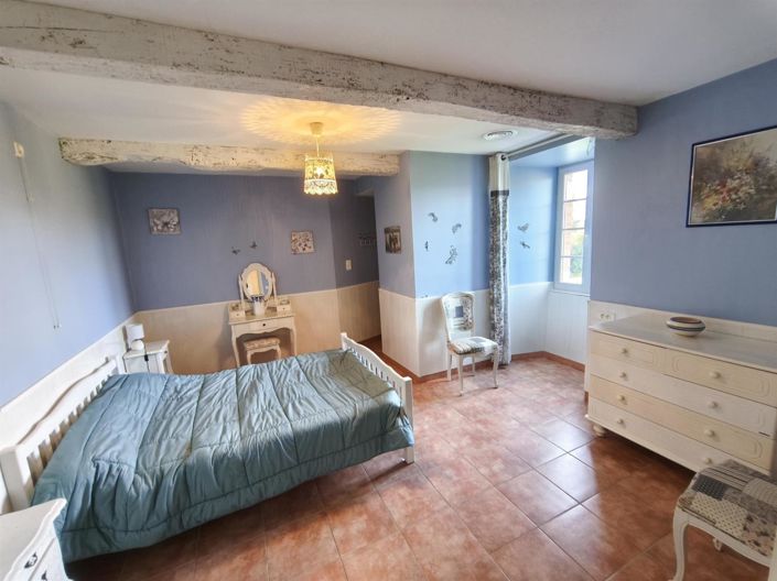 Image No.11-4 Bed House for sale