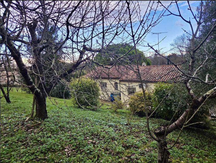 Image No.11-3 Bed House for sale