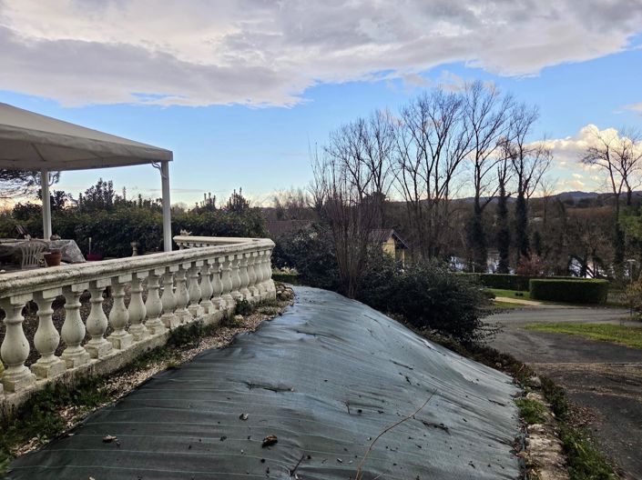 Image No.14-3 Bed House for sale