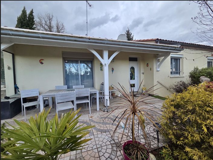 Image No.2-3 Bed House for sale