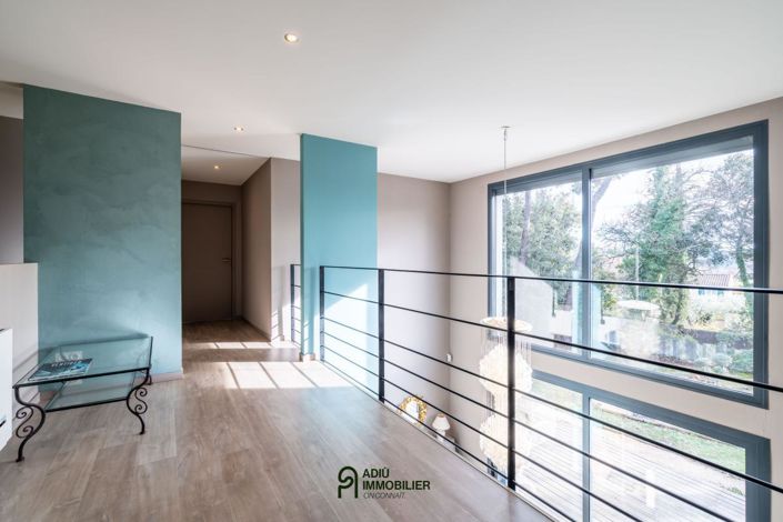 Image No.11-3 Bed House for sale